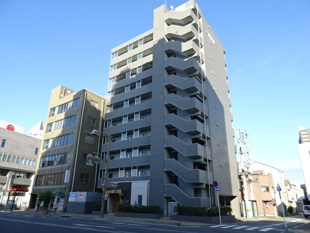 グレイスハイツ東中通 802 外観