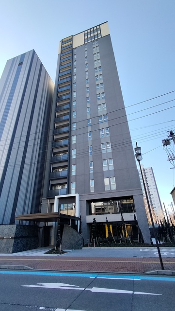 レーベン新潟　THE TOWER MARKS