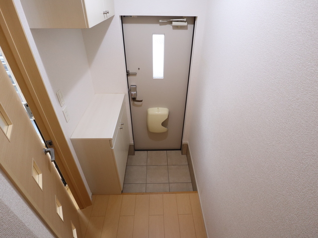 ブリーゼ 102 玄関