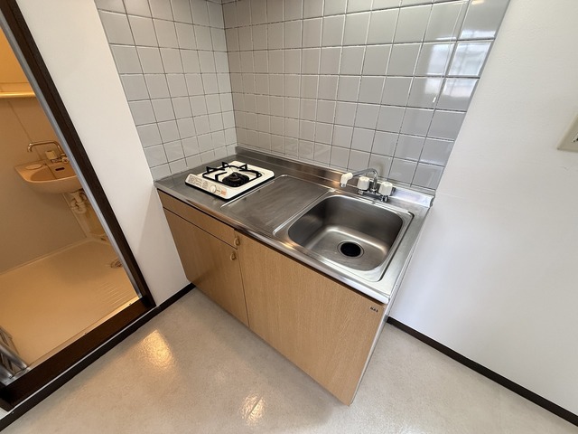 ハーモニー新津 202 キッチン