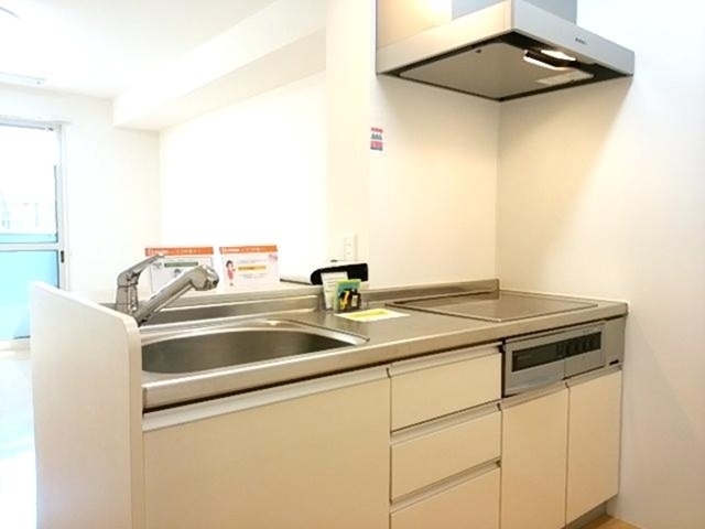 ＷＨＩＴＥ　ＲＯＯＭ曙 203 キッチン