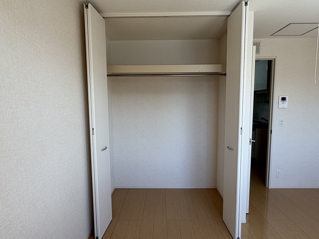 クレベール東出来島 203 収納