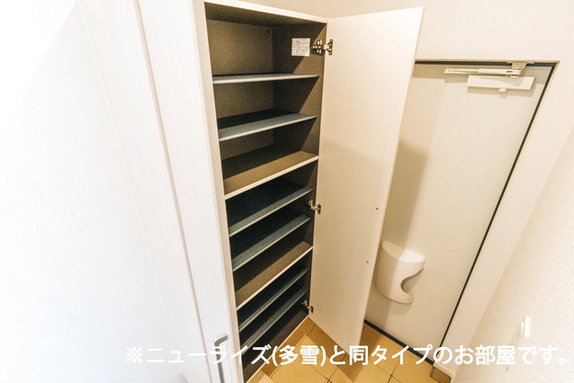 ル・ブリス 101 玄関