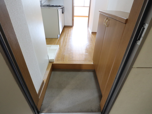 エスポワール中曽根Ⅱ 216 玄関
