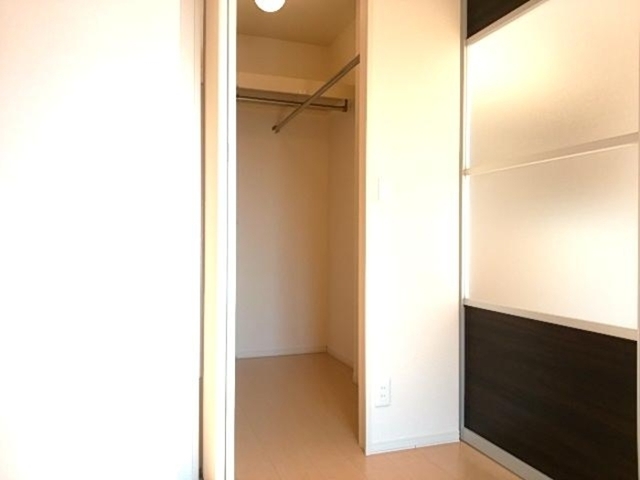 ボナール新館 101 収納