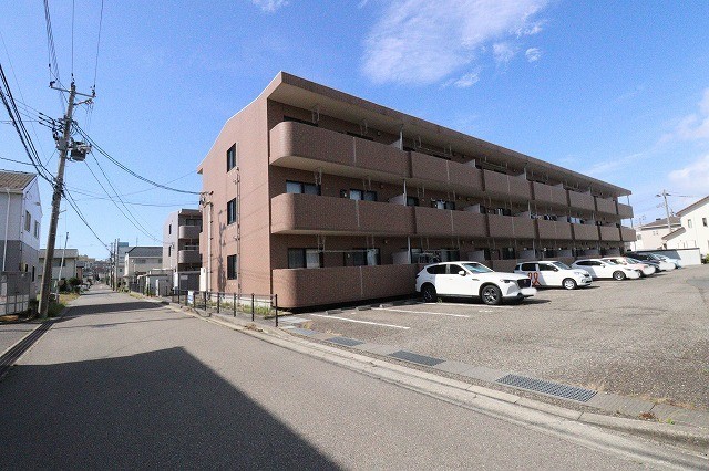 グランシャリオII 103 外観