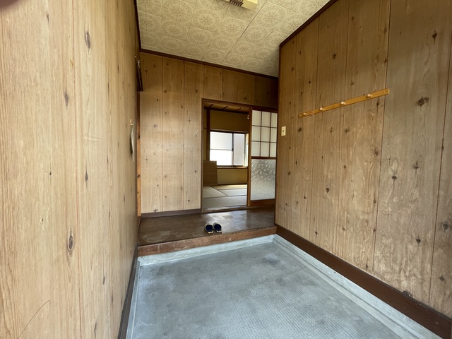 諏訪町貸家 0 玄関
