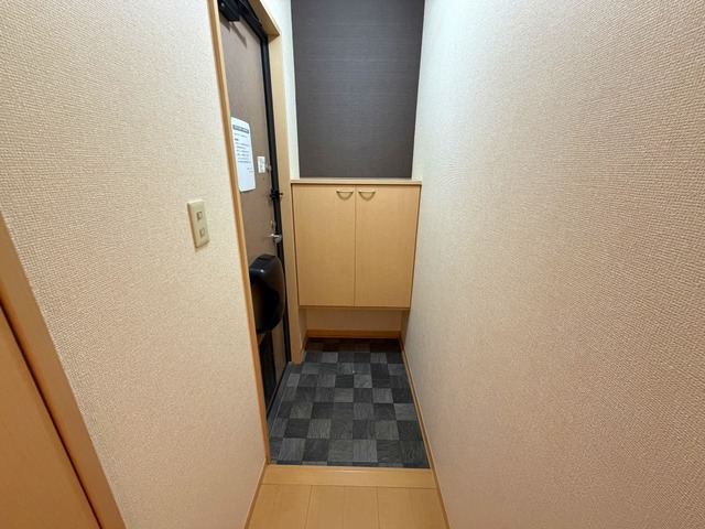 マウルール　Ｃ 102 玄関