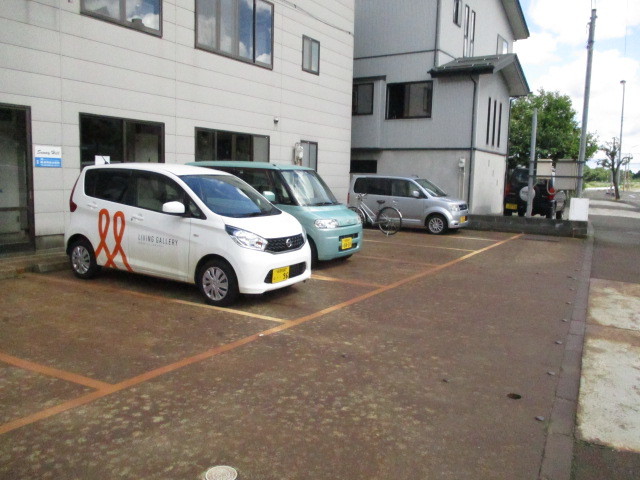 サニーヒル 202 駐車場