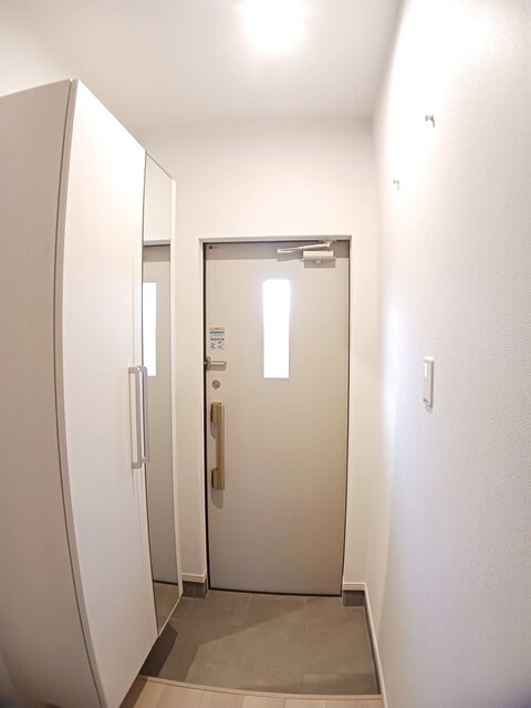 リベルタージュビフレ　Ⅰ 101 玄関