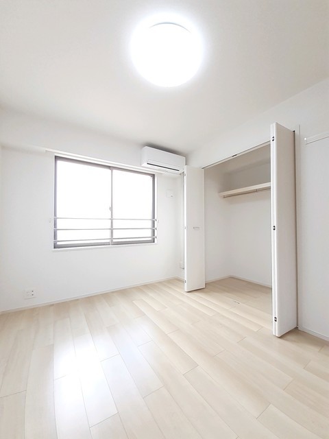ルーフ　ウェーブ笹崎Ａ 302 リビング