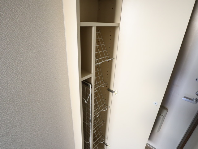 大志館Ⅲ 102 玄関