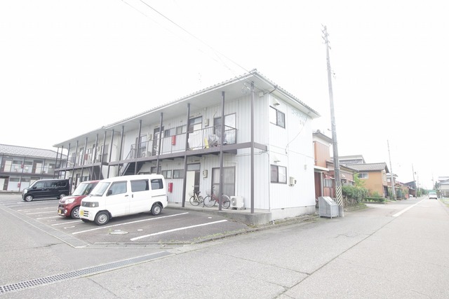 コーポアイリス　３号棟