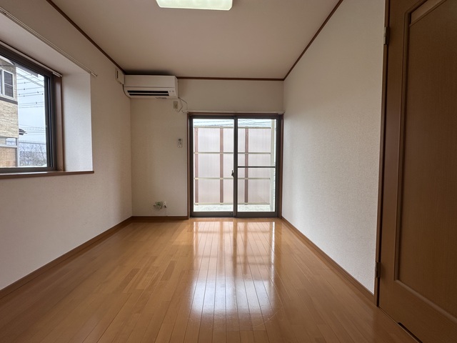 コスモビレッジ松浜新町 102 リビング