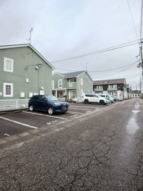 Ｔ．ＩグリーンパークＢ 202 駐車場