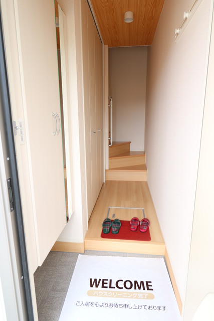 グランドハウス 101 玄関