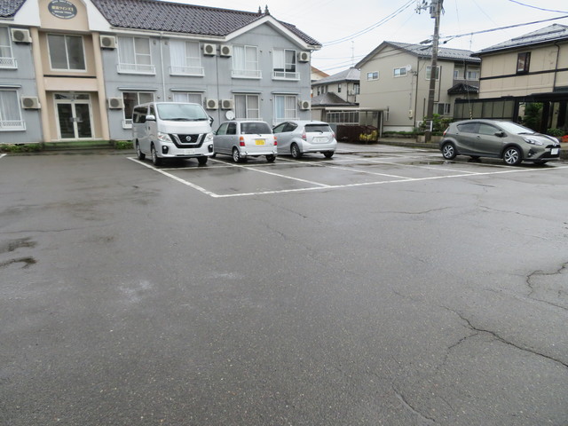 穂波ツインズ　Ⅱ 205 駐車場