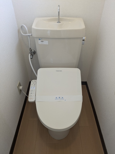 アビタルミネ　E棟 206 トイレ