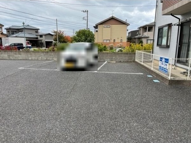 スターハイツⅡ D 駐車場
