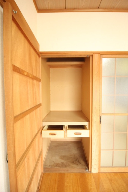 シャトレーゼ堀之内 101 収納