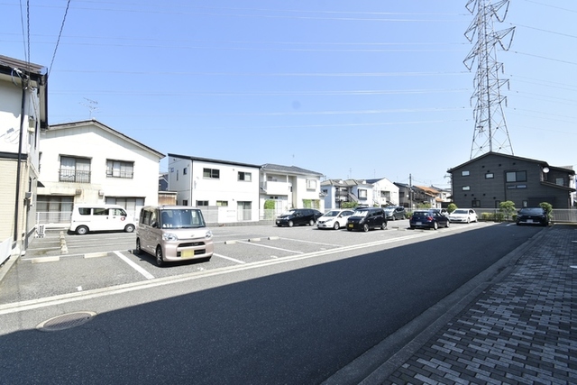 ロイヤルガーデン堀之内　Ｂ 102 駐車場