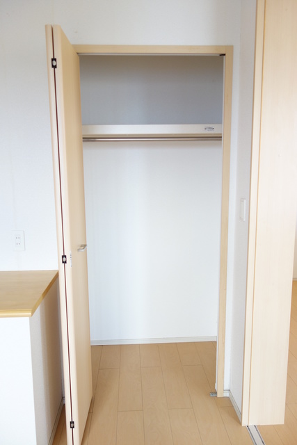 サンタモニカ 202 収納