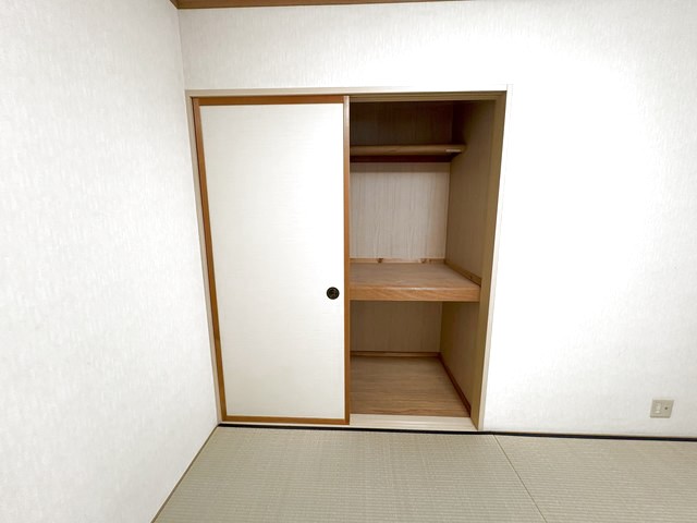 メゾンエトワール 2 収納