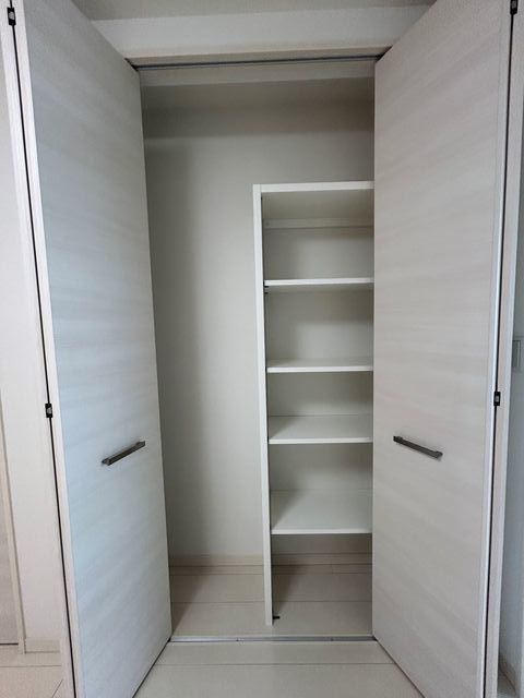 Ｃｏｍｍｏｎ上所 205 収納