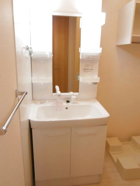 メゾンプランタン 102 洗面所