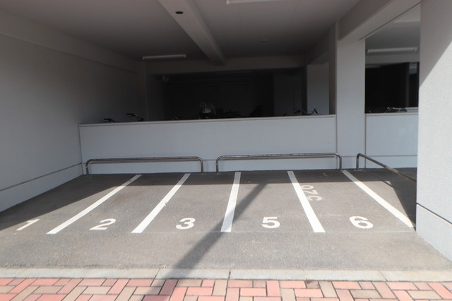 パルステージ関屋Ⅱ 605 駐車場