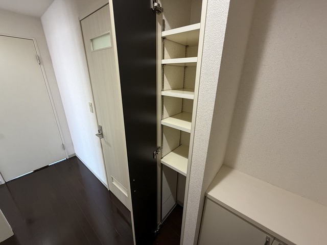 ホポロ古町 803 収納