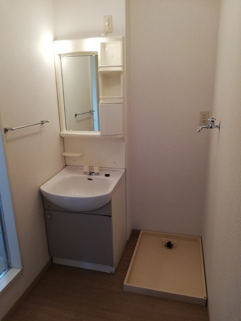 コンフォール　Ｂ 102 洗面所
