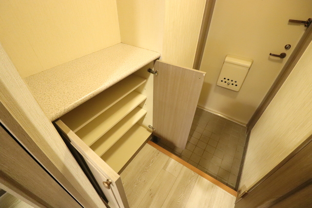ライオンズマンション新潟古町 1005 玄関