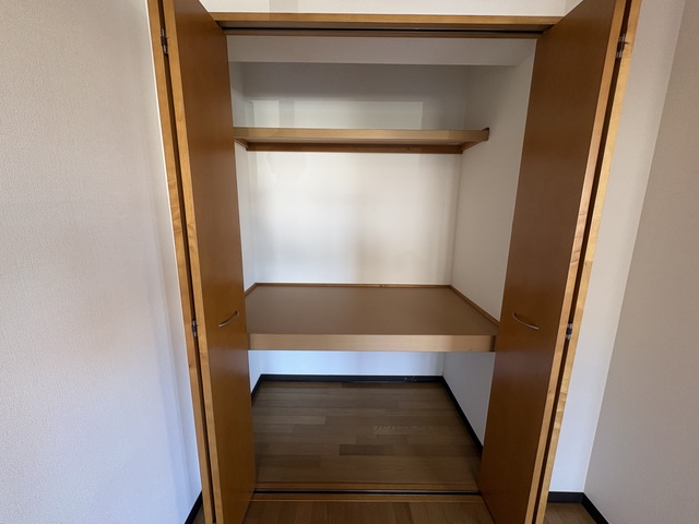 グランヴィア 102 収納