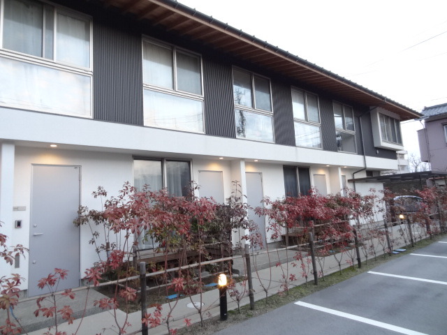 Ａｐａｒｔｍｅｎｔ十三 105 外観