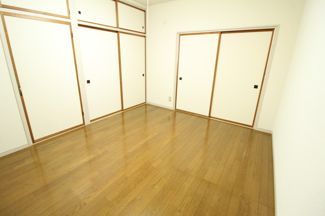 ハイライフ鳥屋野 205 リビング