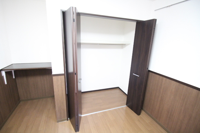 グランリーオ大川前 401 収納
