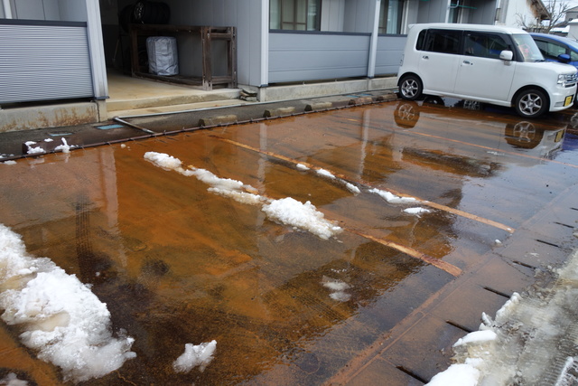 ファミールメゾン小舟町 208 駐車場