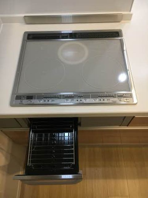 ロイヤルエステート 101 キッチン