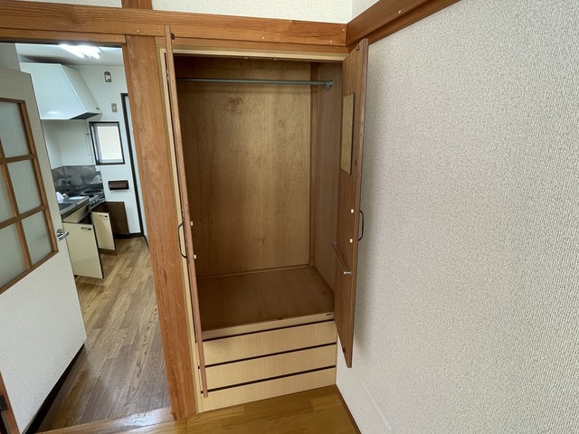 ジュネパレス 102 収納