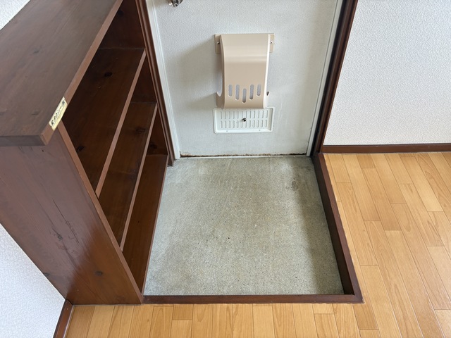 コーポ柊 6 玄関
