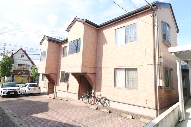 ビバリー小金町 103 駐車場