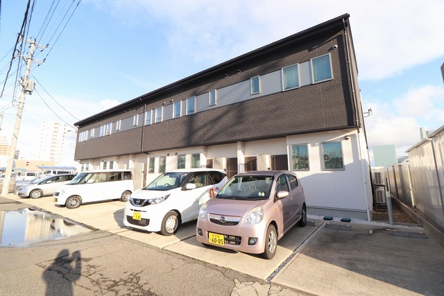 Ｃｏｍｍｏｎ関屋大川前 Ａ棟 105 外観