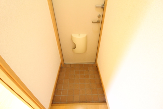 グリーンベル長潟 103 玄関
