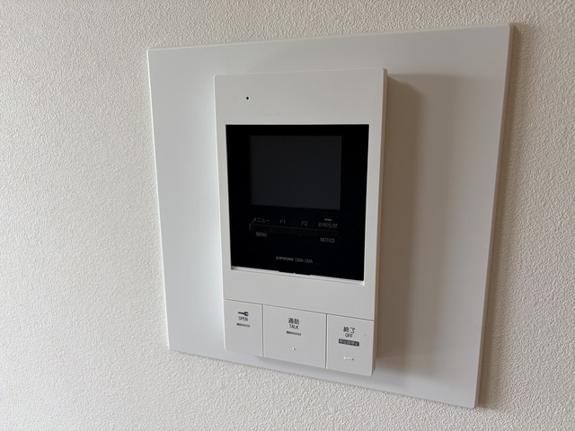 レジュイール東中通 605 セキュリティ