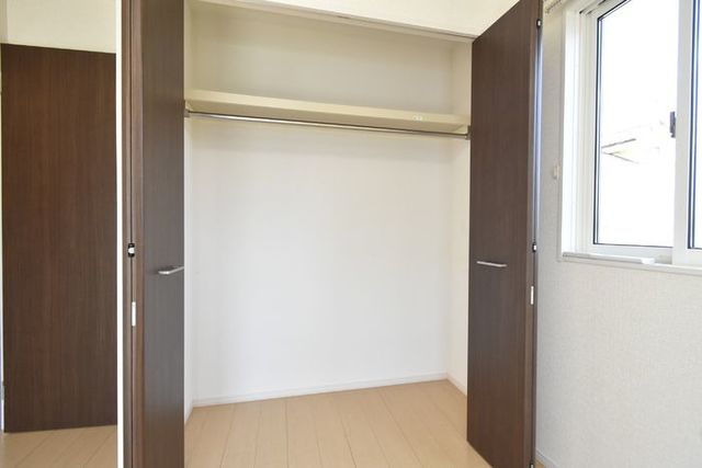 神道寺メゾネット 0 収納