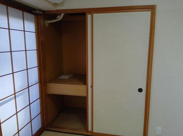 リバーヴュー長岡 306 収納