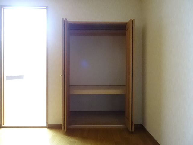 グランコート石宮 605 収納