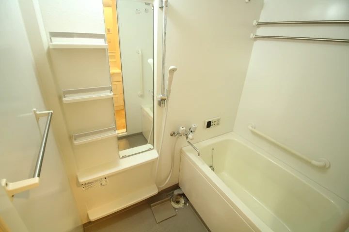 ホーリー弁天橋 105 トイレ