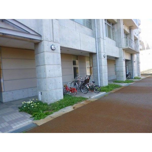 セントラルコート県庁前 603 外観